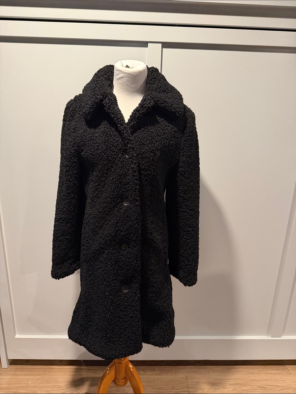 J crew Classic Women's teddy fur Button-Front Jacket - fits like Small (size M)